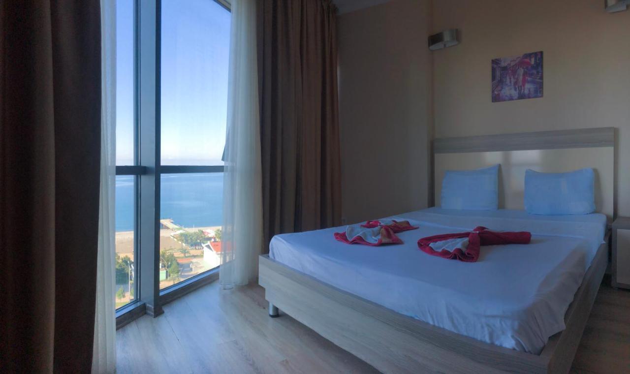Black Sea Towers Batumi Luaran gambar