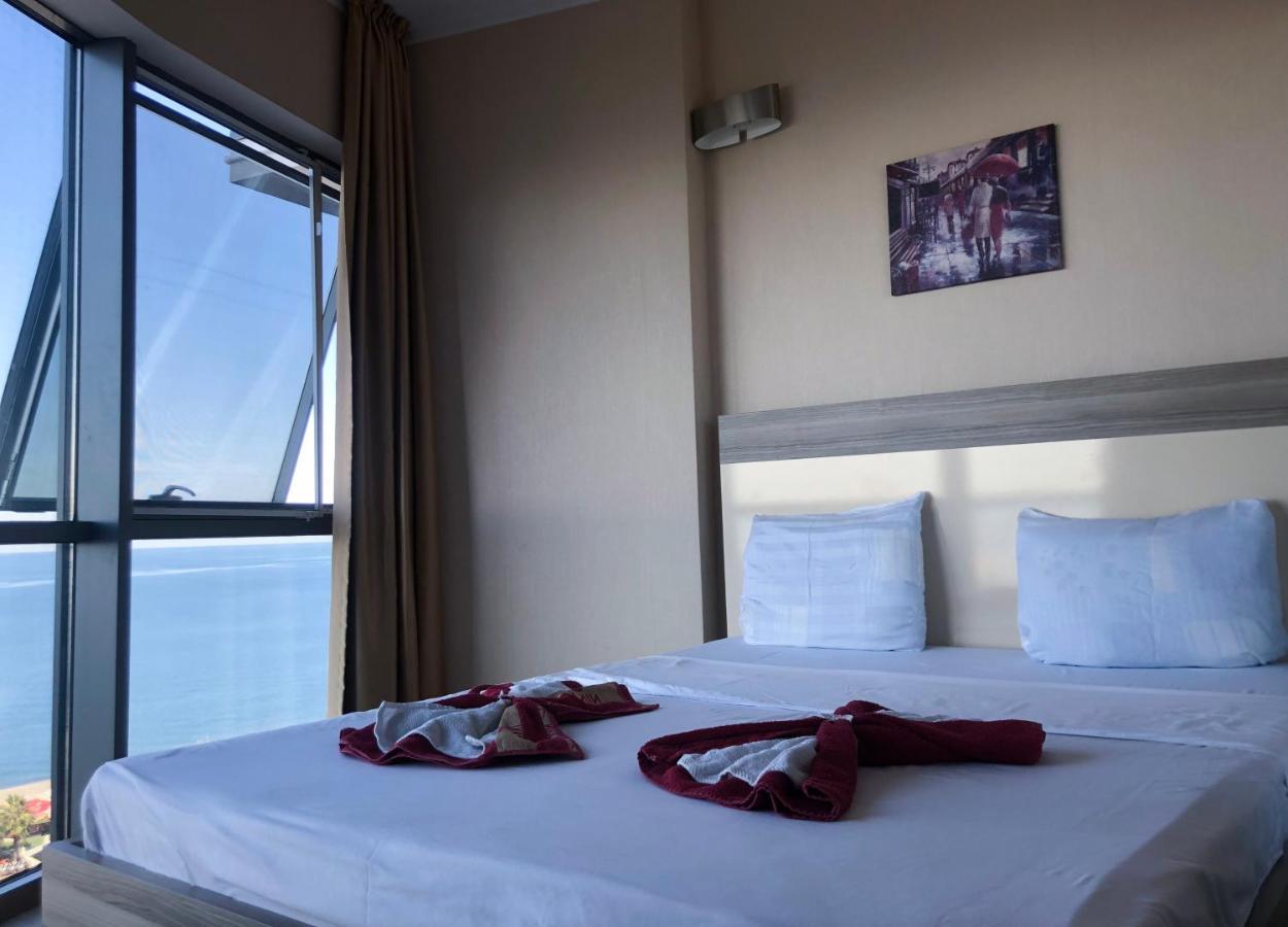 Black Sea Towers Batumi Luaran gambar